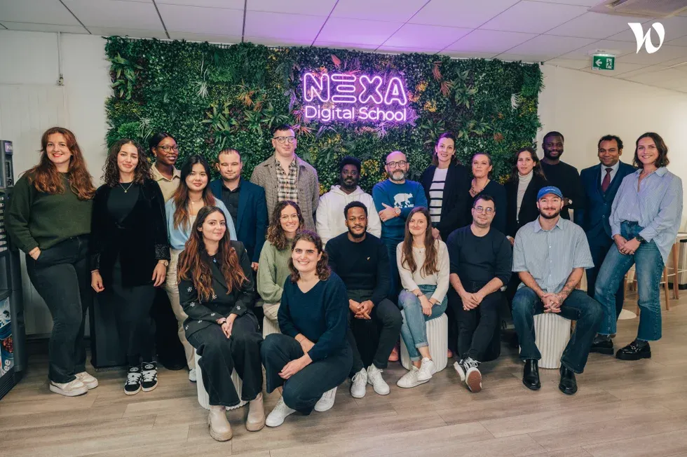 Photo représentant les élèves de Nexa Digital School